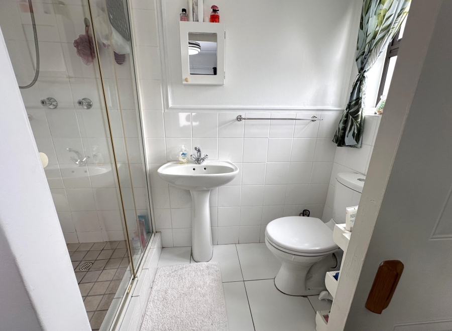 3 Bedroom Property for Sale in Royal Ascot Western Cape